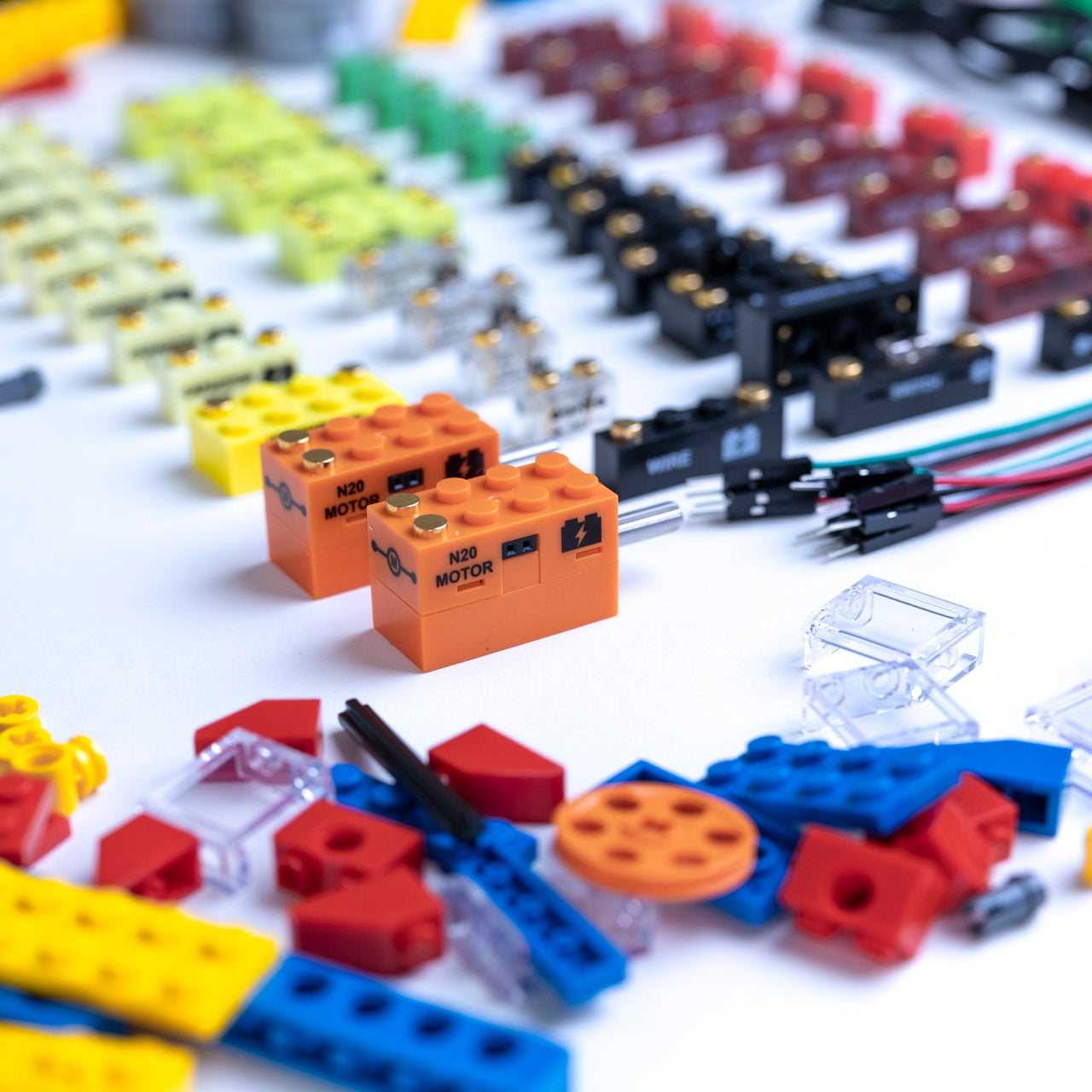 Expansion Kit for Screen-Free STEM Learning – SparkBlocks